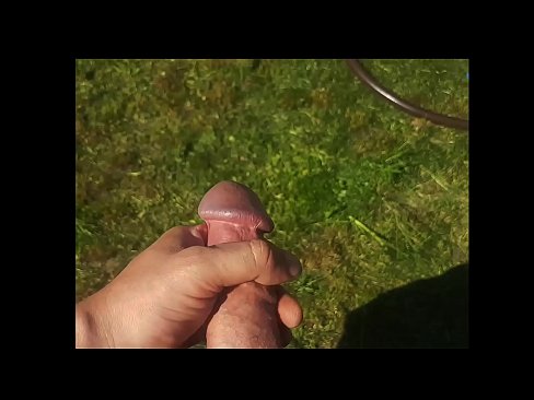 ❤️ Hottie krijt har rôze kut neukt en komt mei in spuit yn in simmertún Anale porno by porno fy.rionews.top ❌️